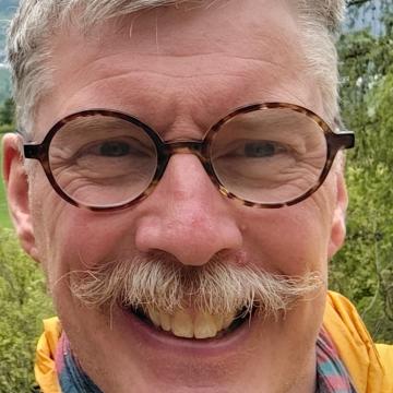 Photo of Graham Brown